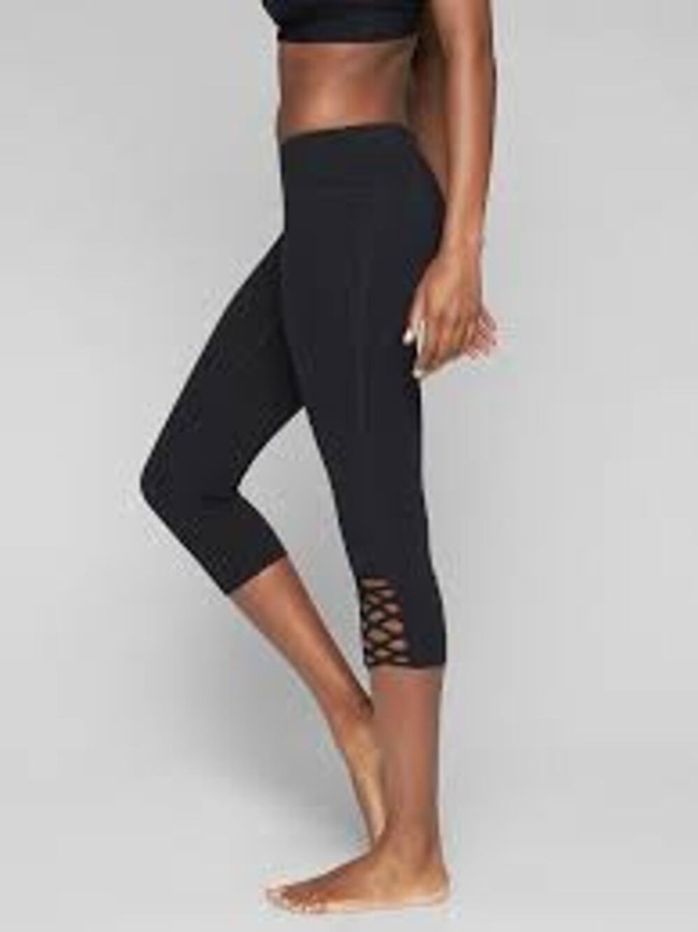Athleta Womens Mind Over Mat Capri Small Black Stretch Low Rise Tight Leggings